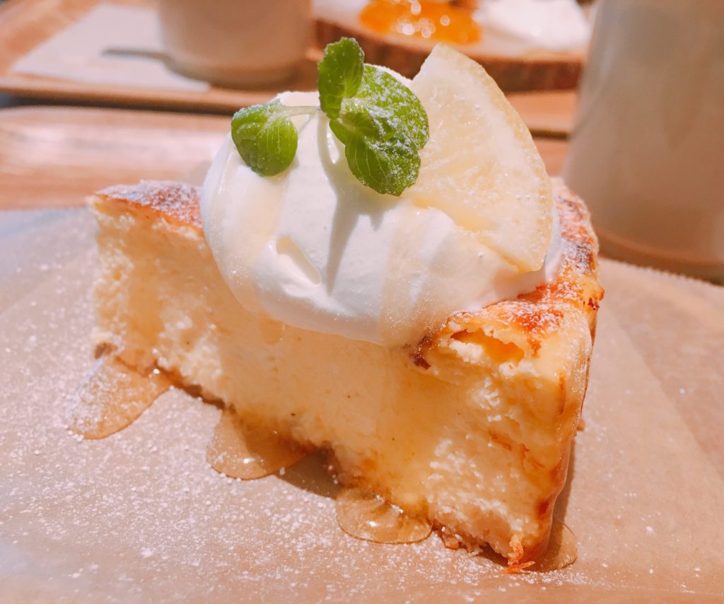 チーズケーキ